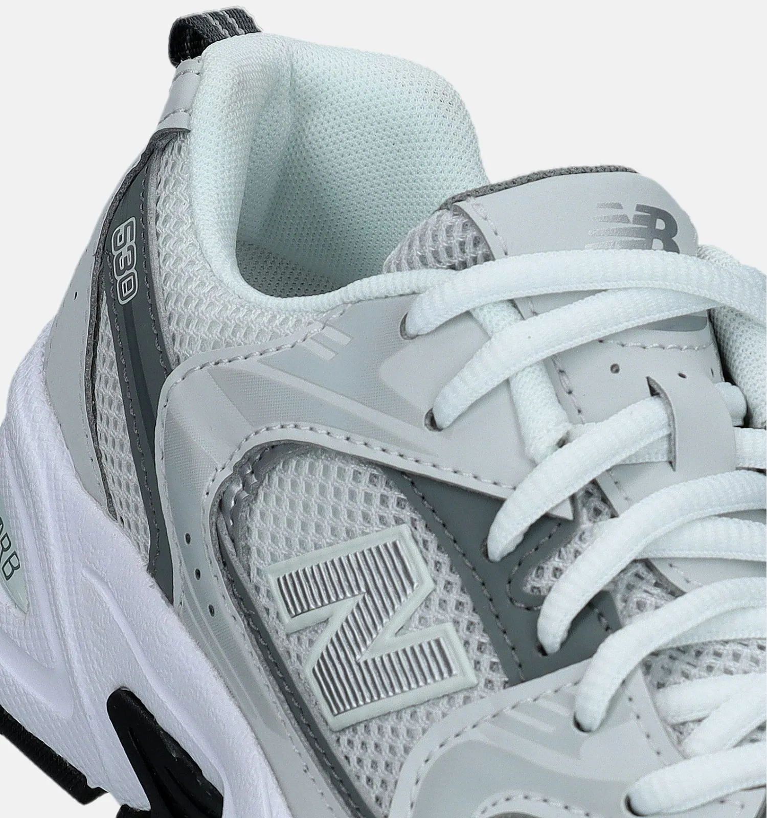 New Balance Sneakers grijs